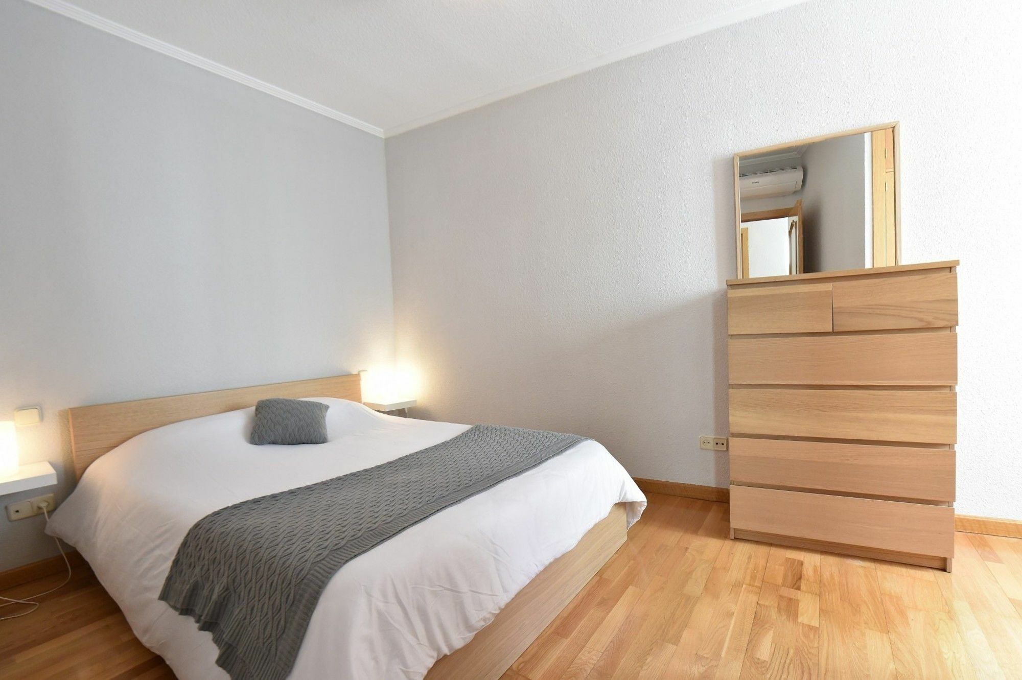 Apartament For Reina Sofia Temporal Df21 *